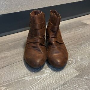 Kim Rodger’s Brown Leather Ankle Boots